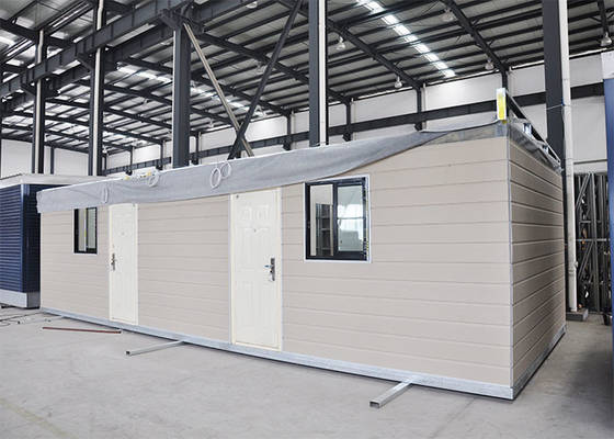 Light Steel Frame Prefabricated Houses Modular Bungalow Wooden Plastic Decorate Foldable Homes