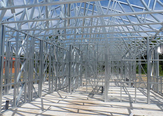 ICC EN-1090  Light Steel Prefabricated 2-Storey Luxury Villa Houses With Washbasin , Shower
