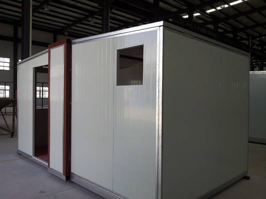 Prefabricated Fordable Portable Emergency Shelter / Light Steel Frame House