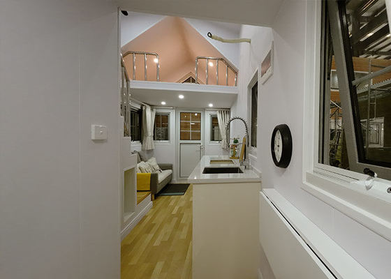 Australia Standard China Prefabricated Tiny House On Wheels Ready To Ship