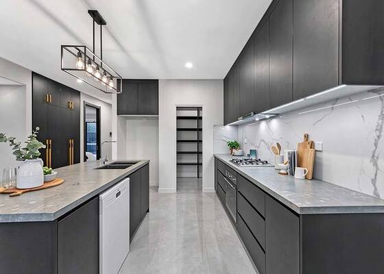 Prefab Villa Light Steel Frame House with Pure Sine Wave Output Flat-Pack Shipping Aluminum Alloy Windows