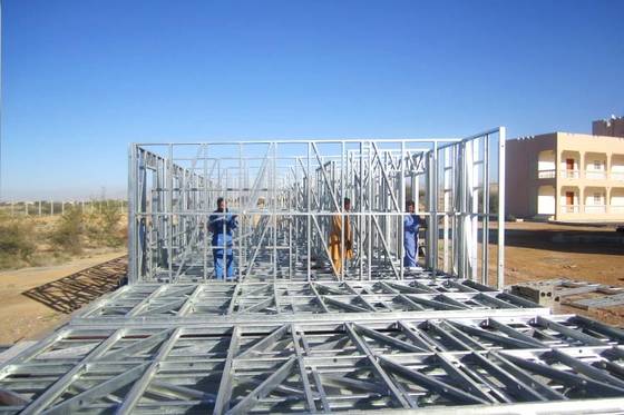 Fireproofing Prefab House Kits Houses with Moistureproof Layer prefabricated building